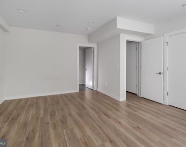 360 Monastery Avenue - Photo Thumbnail 11