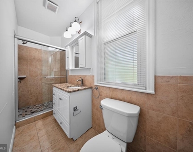 1438 S 13th Street - Photo Thumbnail 9