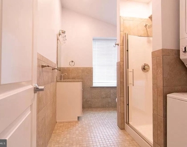 221 W Main Street - Photo Thumbnail 14
