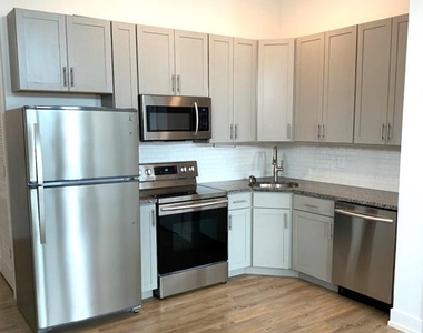 221 W Main Street - Photo Thumbnail 5