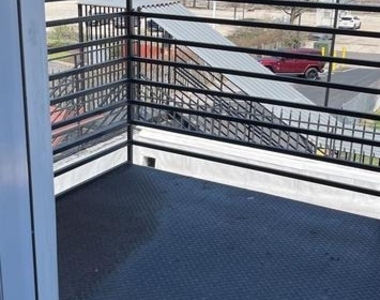 221 W Main Street - Photo Thumbnail 18