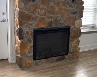 221 W Main Street - Photo Thumbnail 11