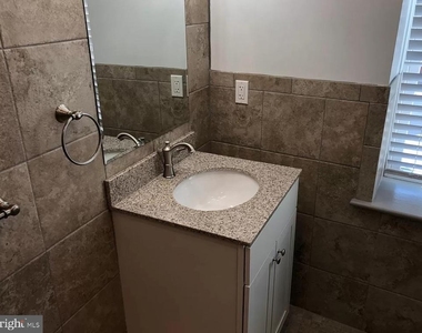 221 W Main Street - Photo Thumbnail 16