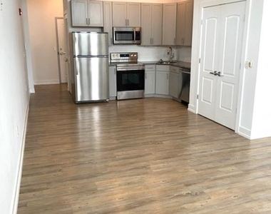 221 W Main Street - Photo Thumbnail 7