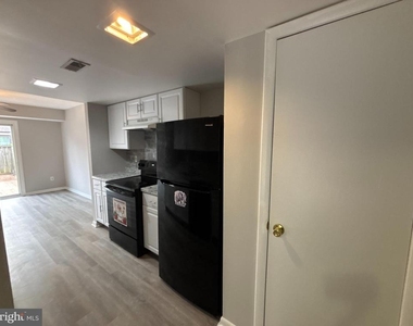 476 Bridge Street - Photo Thumbnail 14