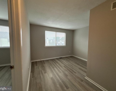 476 Bridge Street - Photo Thumbnail 20