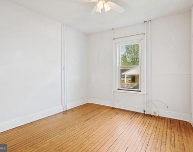 313 Dartmouth Avenue - Photo Thumbnail 5