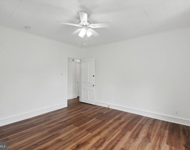313 Dartmouth Avenue - Photo Thumbnail 10