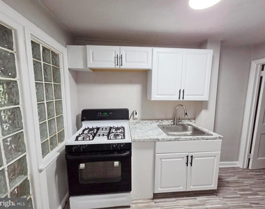 6653 Perry Avenue - Photo Thumbnail 5