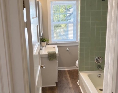 221 Rockingham Road - Photo Thumbnail 20