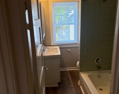 221 Rockingham Road - Photo Thumbnail 10