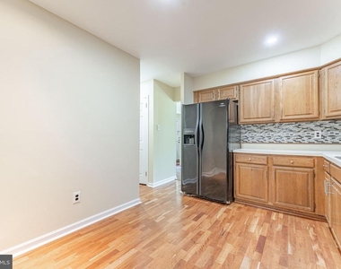 11 Chateau Circle - Photo Thumbnail 6