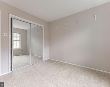 11 Chateau Circle - Photo Thumbnail 26