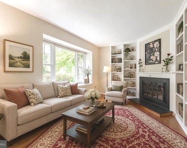 11 Chateau Circle - Photo Thumbnail 4