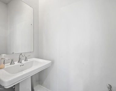 933 Anvil Court - Photo Thumbnail 8