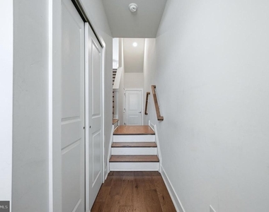 933 Anvil Court - Photo Thumbnail 23