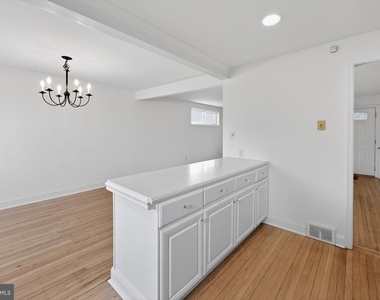 1567 Sugartown Road - Photo Thumbnail 12