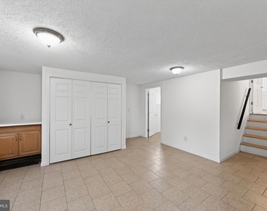 1567 Sugartown Road - Photo Thumbnail 21