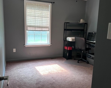949 Gershal Avenue - Photo Thumbnail 5