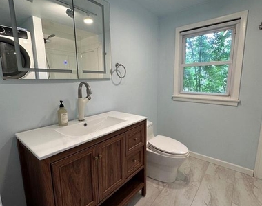 541 W Jersey Avenue - Photo Thumbnail 9