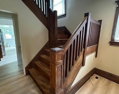 541 W Jersey Avenue - Photo Thumbnail 3