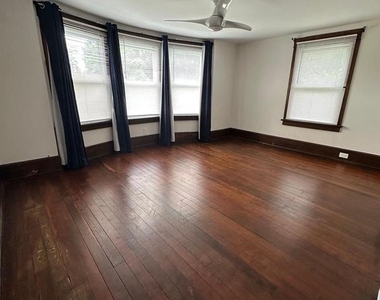 541 W Jersey Avenue - Photo Thumbnail 16