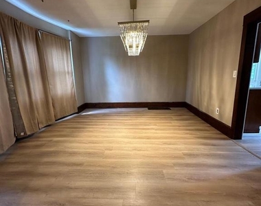 541 W Jersey Avenue - Photo Thumbnail 4