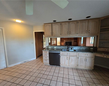 9 Dixie Drive - Photo Thumbnail 10