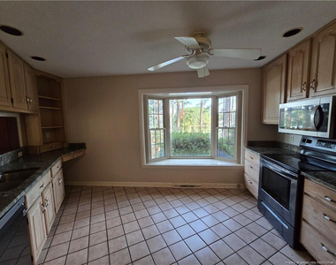 9 Dixie Drive - Photo Thumbnail 11