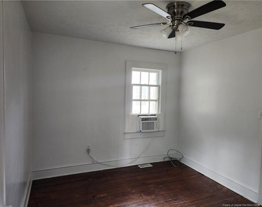 507 Edward Street - Photo Thumbnail 2