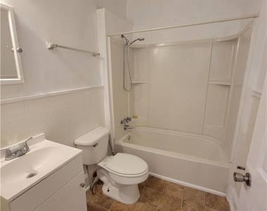 519 Edwards Street - Photo Thumbnail 11