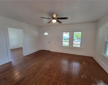 519 Edwards Street - Photo Thumbnail 1