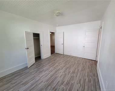 519 Edwards Street - Photo Thumbnail 12