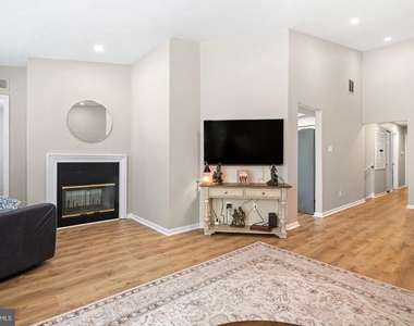 107 Sweetwater Drive - Photo Thumbnail 1