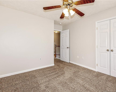 519 Abbottswood Drive - Photo Thumbnail 11