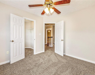 519 Abbottswood Drive - Photo Thumbnail 13