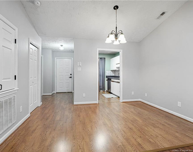 2105 Wexford Oaks Court - Photo Thumbnail 5