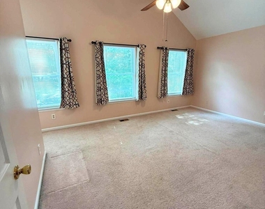 419 S Yam Avenue - Photo Thumbnail 13