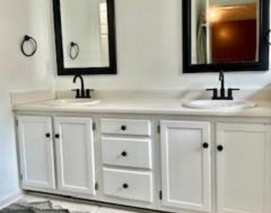 599 Sugaridge Lane - Photo Thumbnail 17