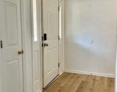 599 Sugaridge Lane - Photo Thumbnail 2