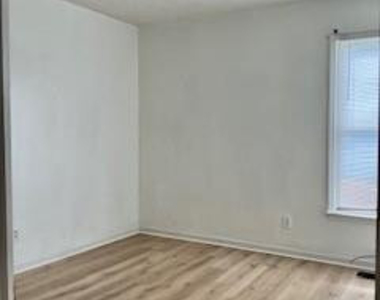599 Sugaridge Lane - Photo Thumbnail 5