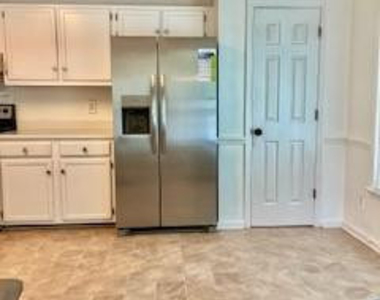 599 Sugaridge Lane - Photo Thumbnail 10