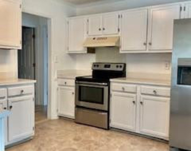 599 Sugaridge Lane - Photo Thumbnail 9