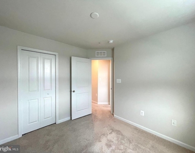 46350 Sandbar Lane - Photo Thumbnail 13