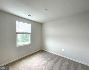46350 Sandbar Lane - Photo Thumbnail 12