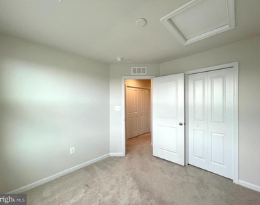 46350 Sandbar Lane - Photo Thumbnail 11