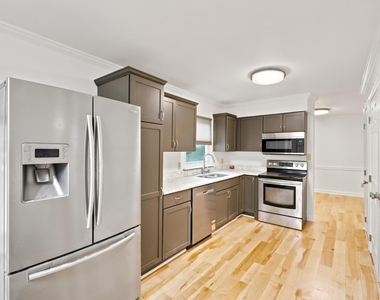 4300 Hickory Ridge Drive - Photo Thumbnail 14
