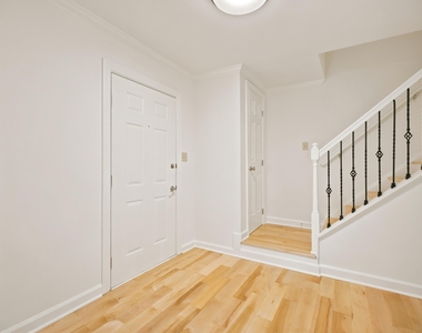 4300 Hickory Ridge Drive - Photo Thumbnail 7