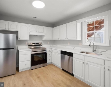 6306 Leapley Road - Photo Thumbnail 3