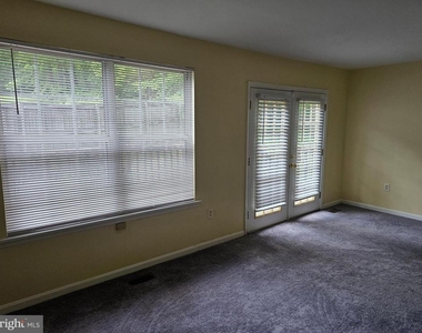 10800 Sugar Maple Terrace - Photo Thumbnail 9